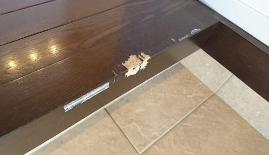 玄関框のキズ リペア